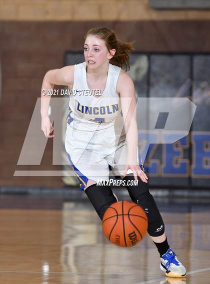 Thumbnail 1 in Whitney vs. Lincoln (Chavez Classic) photogallery.