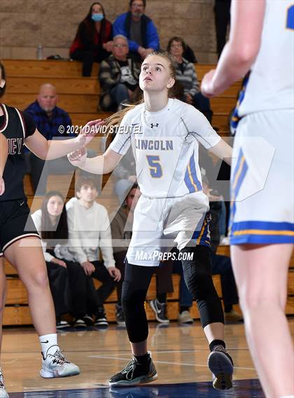 Thumbnail 3 in Whitney vs. Lincoln (Chavez Classic) photogallery.