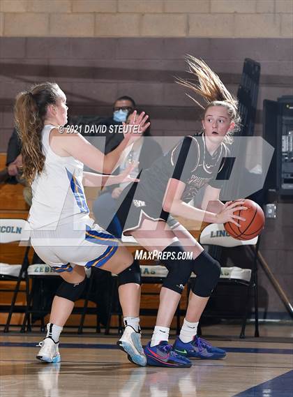 Thumbnail 3 in Whitney vs. Lincoln (Chavez Classic) photogallery.