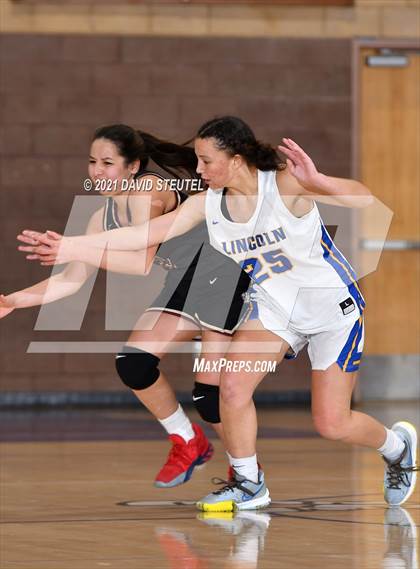 Thumbnail 1 in Whitney vs. Lincoln (Chavez Classic) photogallery.