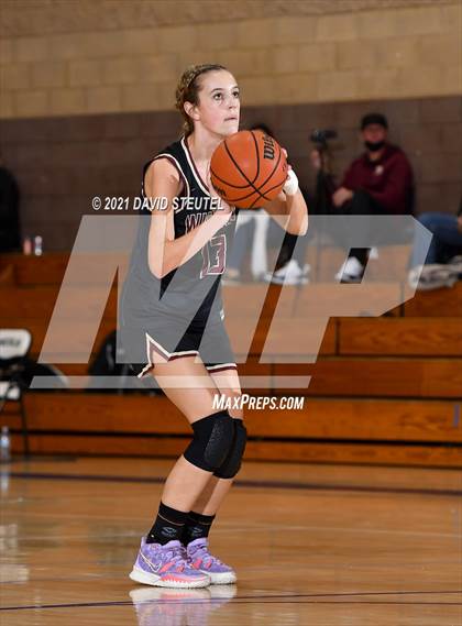 Thumbnail 1 in Whitney vs. Lincoln (Chavez Classic) photogallery.