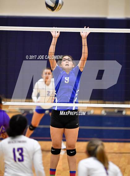 Thumbnail 3 in Brackenridge vs Lanier [Sidney] photogallery.