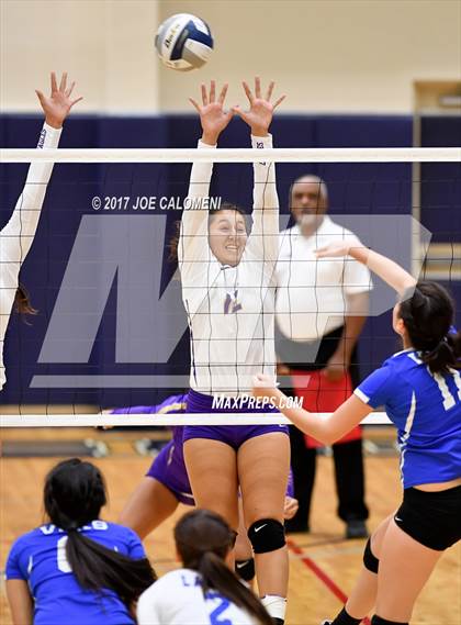 Thumbnail 1 in Brackenridge vs Lanier [Sidney] photogallery.