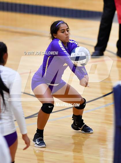 Thumbnail 1 in Brackenridge vs Lanier [Sidney] photogallery.