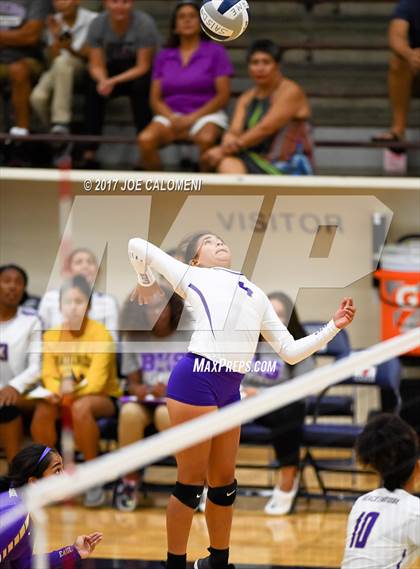 Thumbnail 2 in Brackenridge vs Lanier [Sidney] photogallery.