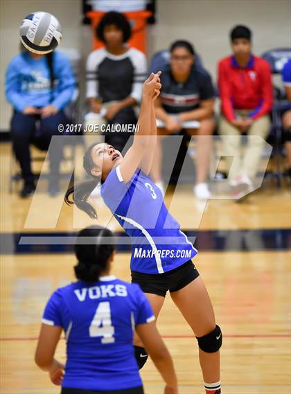 Thumbnail 3 in Brackenridge vs Lanier [Sidney] photogallery.