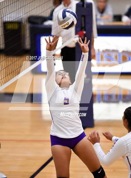 Thumbnail 2 in Brackenridge vs Lanier [Sidney] photogallery.