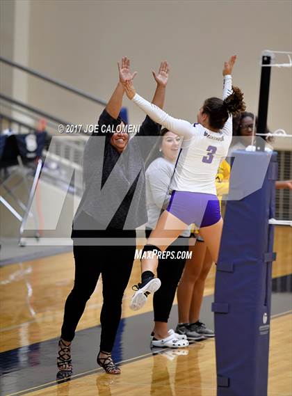 Thumbnail 1 in Brackenridge vs Lanier [Sidney] photogallery.