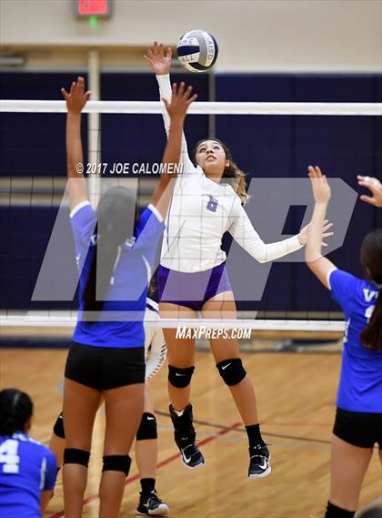 Thumbnail 1 in Brackenridge vs Lanier [Sidney] photogallery.