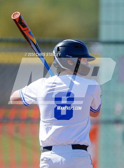Thumbnail 3 in Galena vs South Medford (Coach Bob Invitational) photogallery.