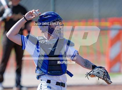 Thumbnail 1 in Galena vs South Medford (Coach Bob Invitational) photogallery.
