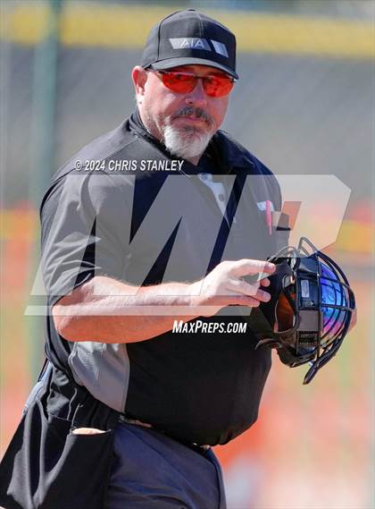 Thumbnail 3 in Galena vs South Medford (Coach Bob Invitational) photogallery.