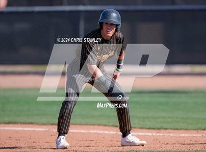 Thumbnail 1 in Galena vs South Medford (Coach Bob Invitational) photogallery.