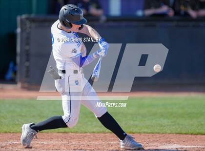 Thumbnail 2 in Galena vs South Medford (Coach Bob Invitational) photogallery.