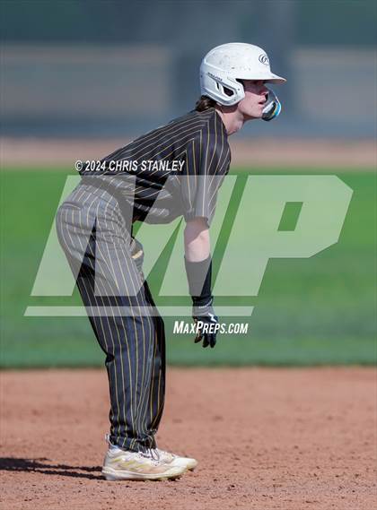 Thumbnail 1 in Galena vs South Medford (Coach Bob Invitational) photogallery.