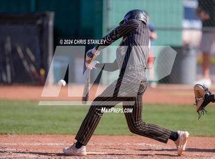Thumbnail 3 in Galena vs South Medford (Coach Bob Invitational) photogallery.