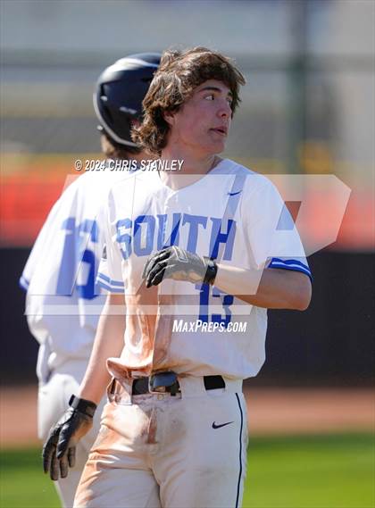 Thumbnail 1 in Galena vs South Medford (Coach Bob Invitational) photogallery.