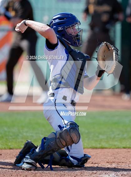 Thumbnail 3 in Galena vs South Medford (Coach Bob Invitational) photogallery.