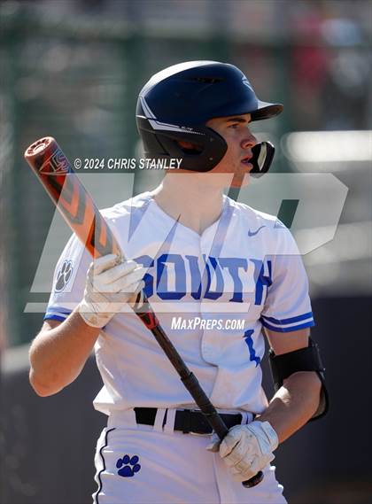 Thumbnail 3 in Galena vs South Medford (Coach Bob Invitational) photogallery.