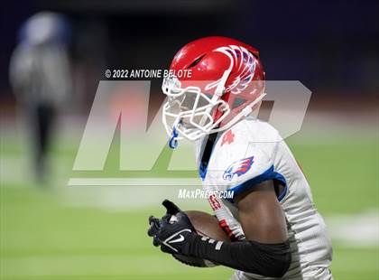 Thumbnail 3 in Glenn @ Norwalk photogallery.