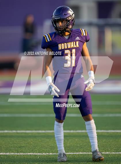 Thumbnail 3 in Glenn @ Norwalk photogallery.