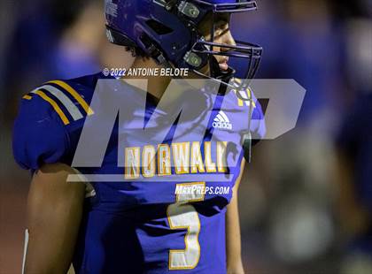 Thumbnail 2 in Glenn @ Norwalk photogallery.