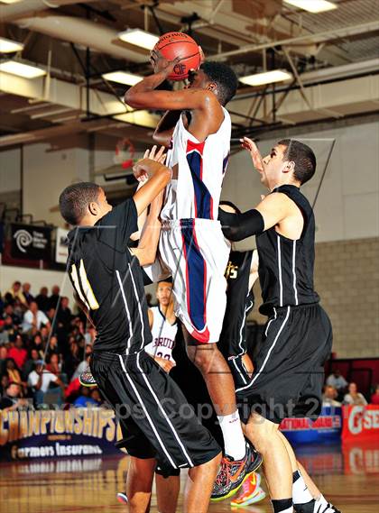 Thumbnail 1 in Bishop Montgomery vs. Pacific Hills (CIF SoCal Regional D4 Final) photogallery.