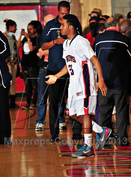 Thumbnail 3 in Bishop Montgomery vs. Pacific Hills (CIF SoCal Regional D4 Final) photogallery.