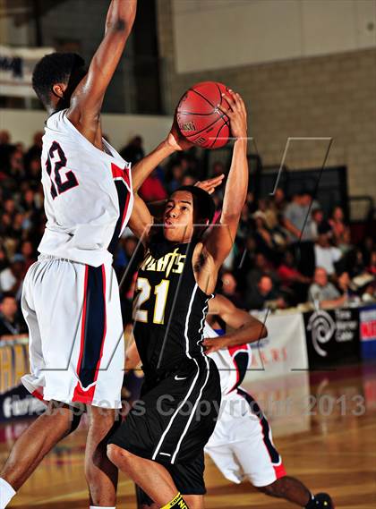 Thumbnail 2 in Bishop Montgomery vs. Pacific Hills (CIF SoCal Regional D4 Final) photogallery.