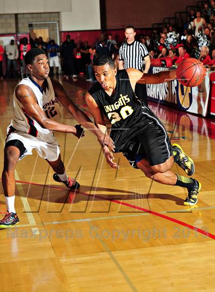Thumbnail 2 in Bishop Montgomery vs. Pacific Hills (CIF SoCal Regional D4 Final) photogallery.