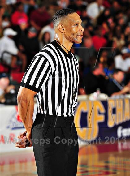 Thumbnail 2 in Bishop Montgomery vs. Pacific Hills (CIF SoCal Regional D4 Final) photogallery.