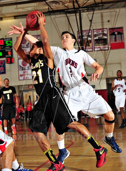 Thumbnail 3 in Bishop Montgomery vs. Pacific Hills (CIF SoCal Regional D4 Final) photogallery.