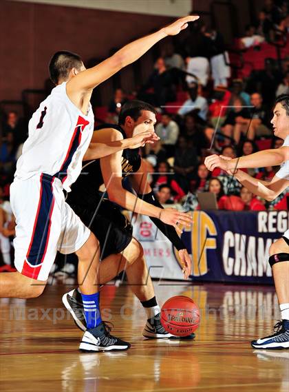 Thumbnail 2 in Bishop Montgomery vs. Pacific Hills (CIF SoCal Regional D4 Final) photogallery.