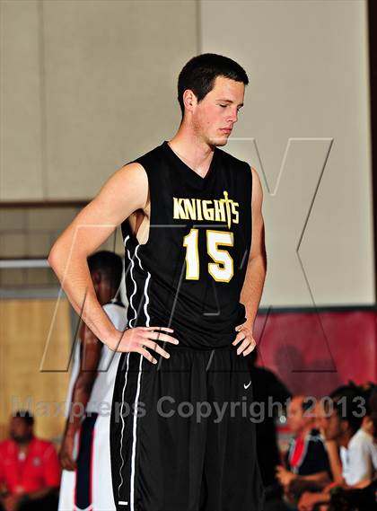Thumbnail 3 in Bishop Montgomery vs. Pacific Hills (CIF SoCal Regional D4 Final) photogallery.