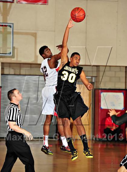 Thumbnail 1 in Bishop Montgomery vs. Pacific Hills (CIF SoCal Regional D4 Final) photogallery.