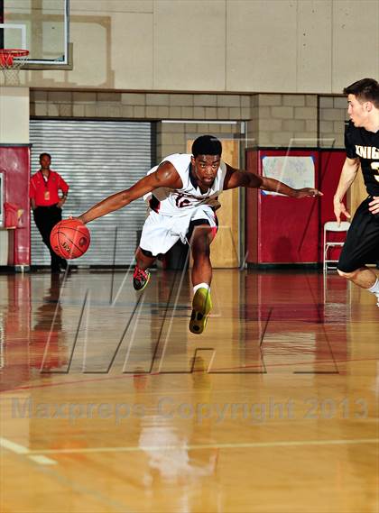 Thumbnail 3 in Bishop Montgomery vs. Pacific Hills (CIF SoCal Regional D4 Final) photogallery.