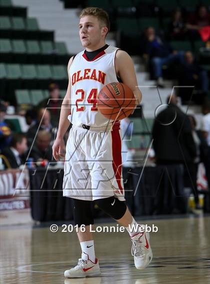 Thumbnail 1 in Olean vs. Marlboro (NYSPHSAA Class B Final) photogallery.