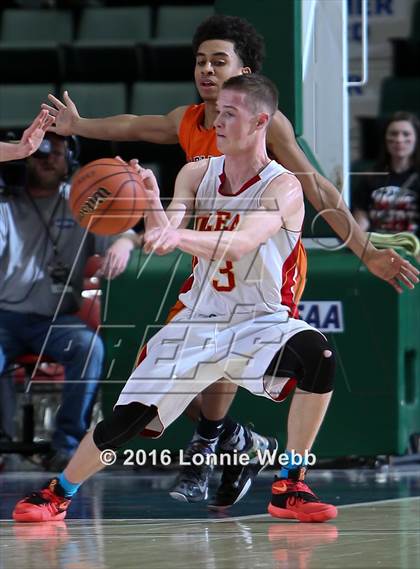 Thumbnail 1 in Olean vs. Marlboro (NYSPHSAA Class B Final) photogallery.