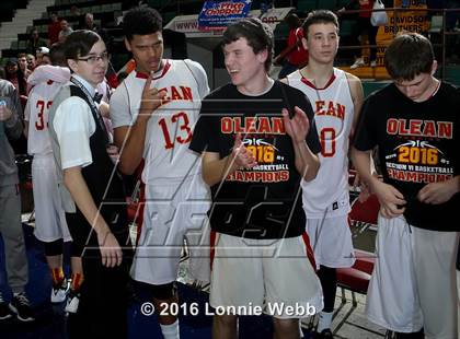 Thumbnail 2 in Olean vs. Marlboro (NYSPHSAA Class B Final) photogallery.