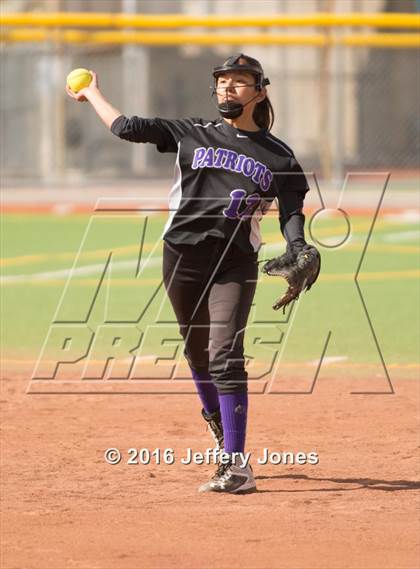 Thumbnail 3 in Gallup @ Miyamura photogallery.
