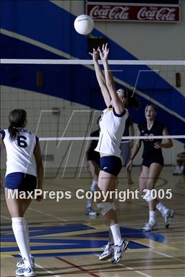 Thumbnail 1 in Lakewood @ Millikan photogallery.