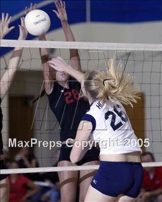 Thumbnail 3 in Lakewood @ Millikan photogallery.