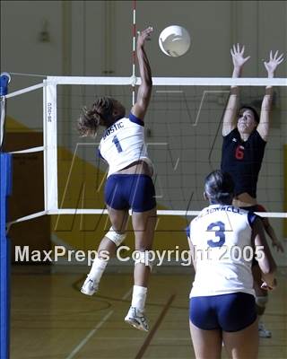 Thumbnail 2 in Lakewood @ Millikan photogallery.