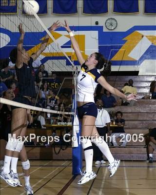 Thumbnail 1 in Lakewood @ Millikan photogallery.