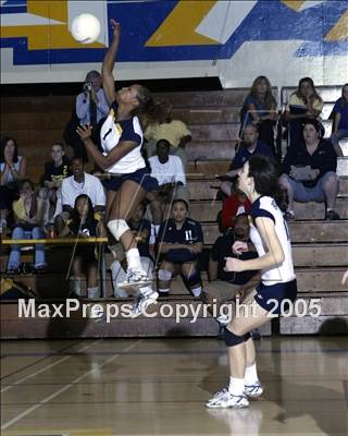 Thumbnail 3 in Lakewood @ Millikan photogallery.