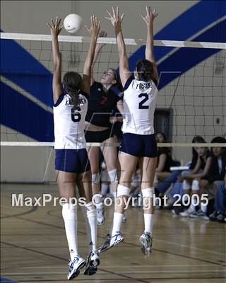 Thumbnail 1 in Lakewood @ Millikan photogallery.