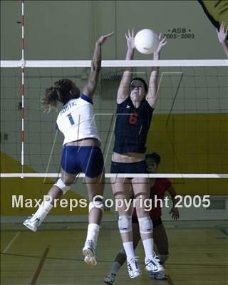 Thumbnail 1 in Lakewood @ Millikan photogallery.