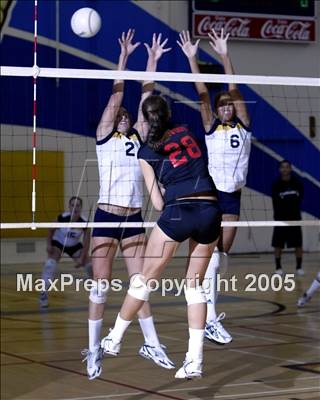 Thumbnail 3 in Lakewood @ Millikan photogallery.