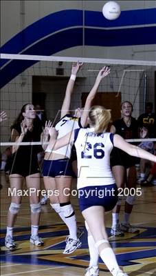Thumbnail 2 in Lakewood @ Millikan photogallery.
