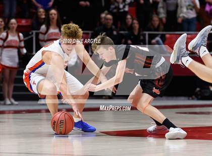 Thumbnail 2 in Timpview vs. Murray (UHSAA 5A Quarterfinal) photogallery.
